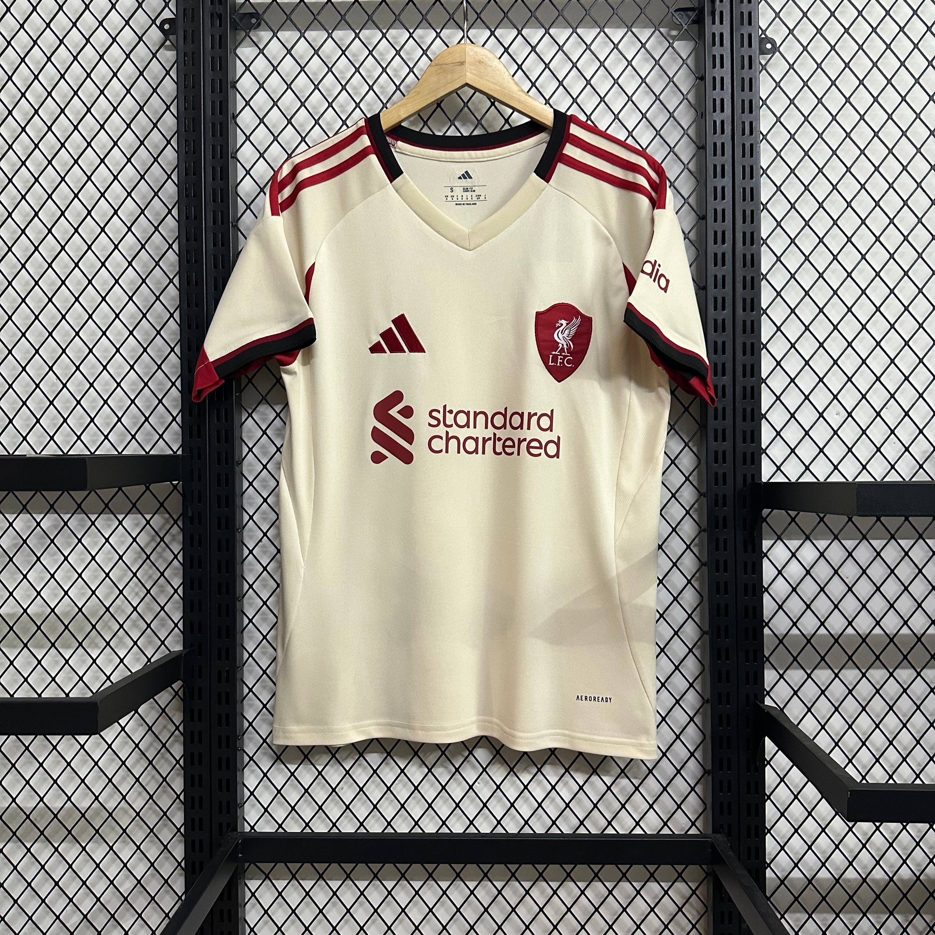 Liverpool 2025/2026 away Football Shirt