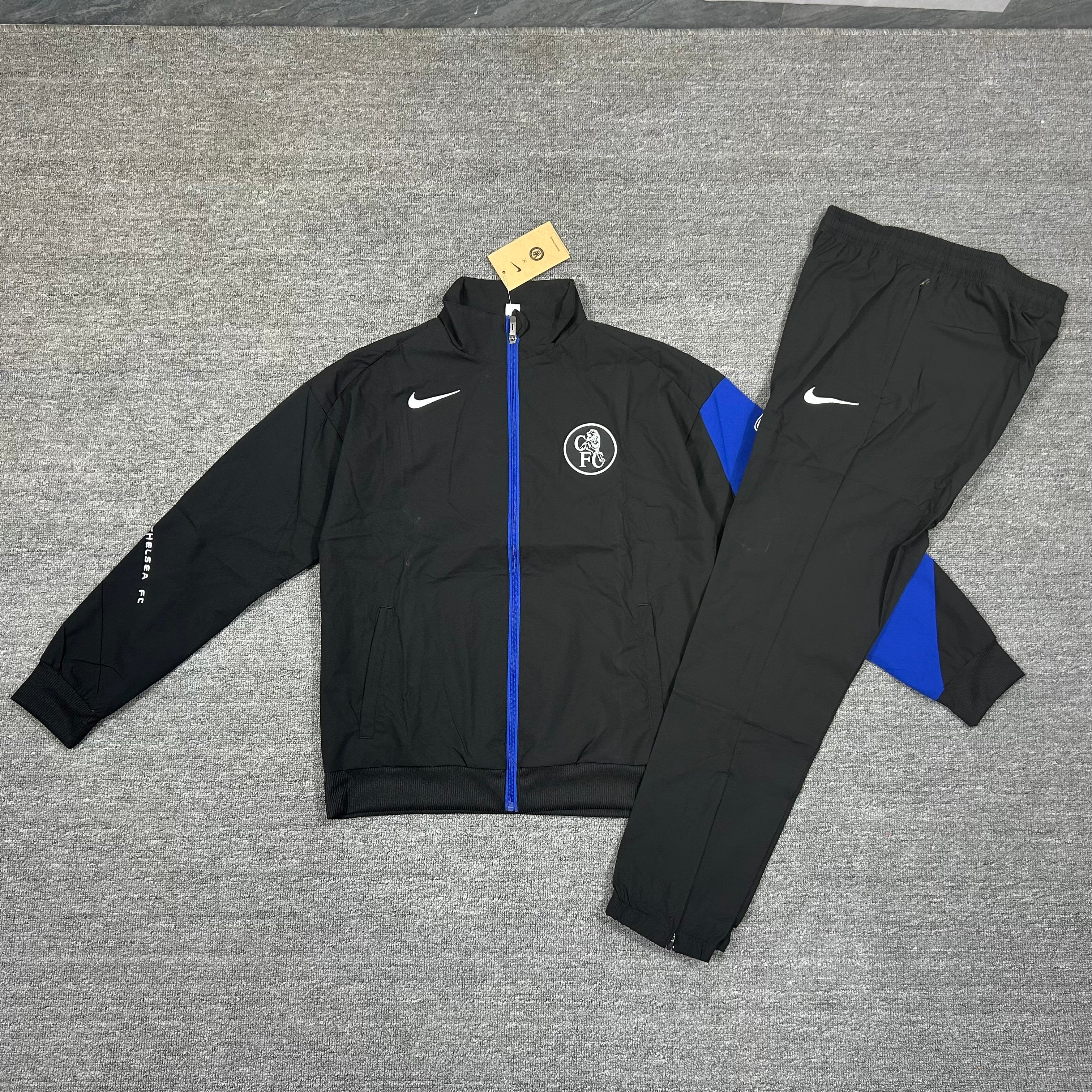 Chelsea Windbreaker Football Tracksuit