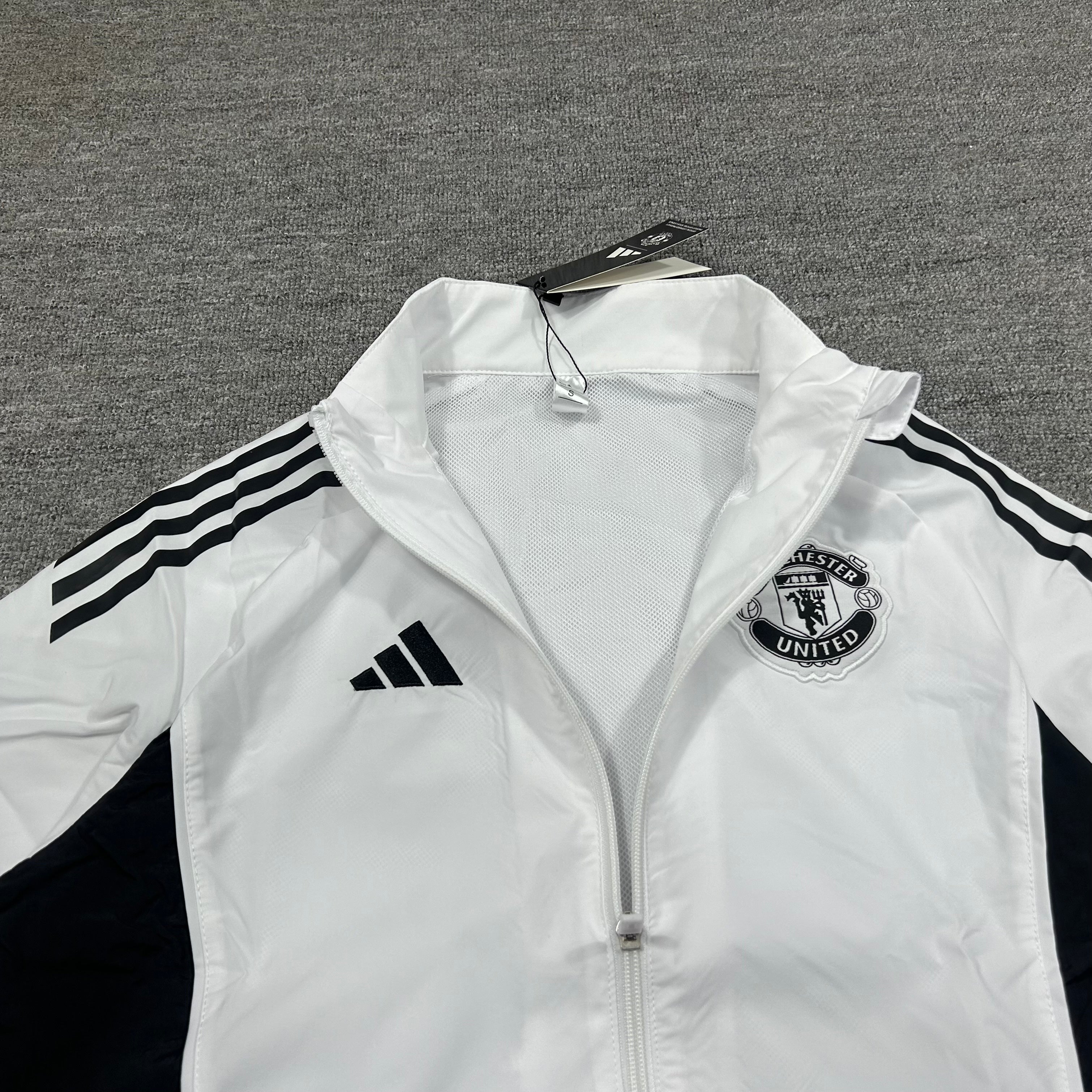 Manchester United Windbreaker Football Tracksuit