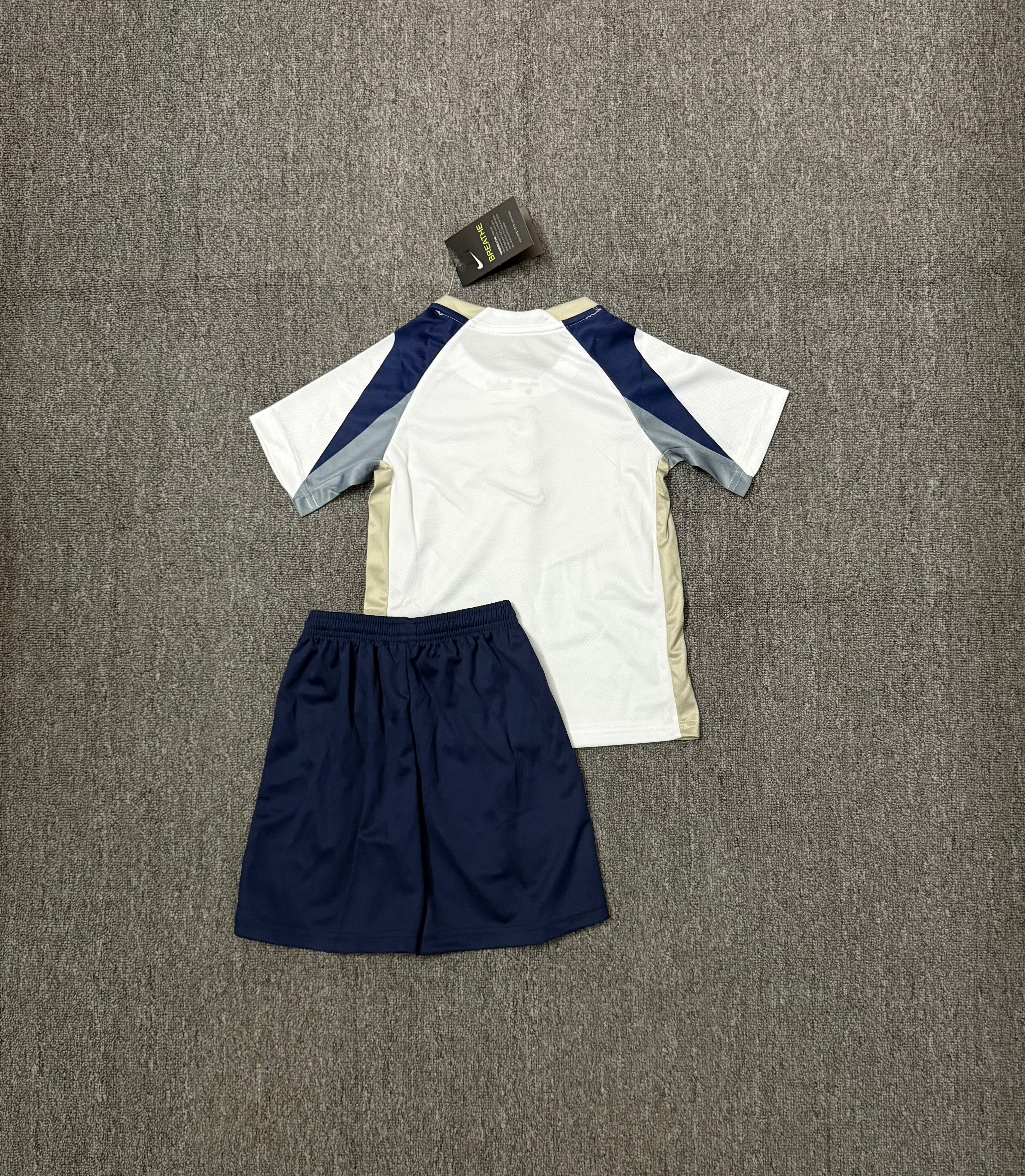 Tottenham Training Kids Full Football Kit