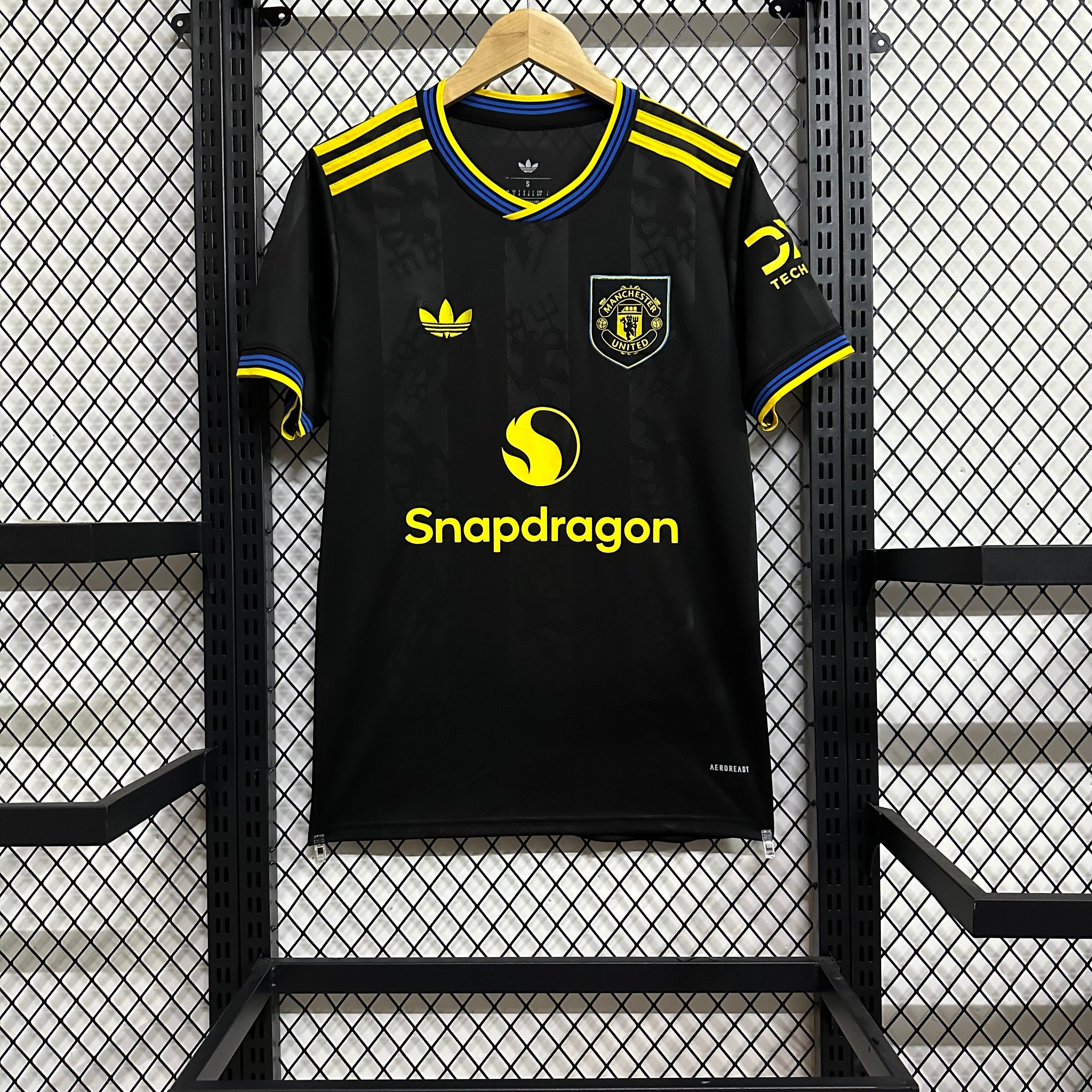 Manchester United 2025/2026 Home Football Jersey