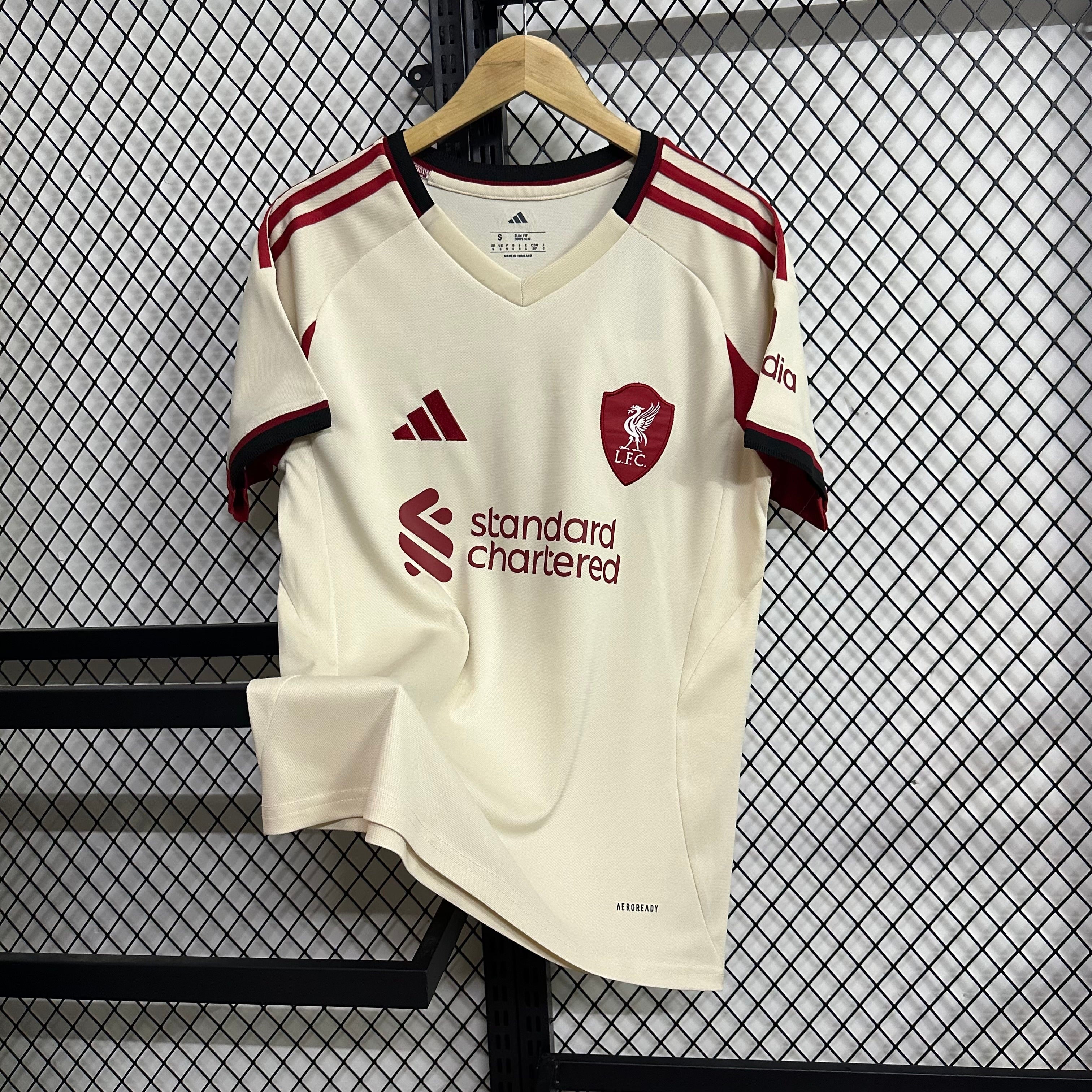 Liverpool 2025/2026 away Football Shirt