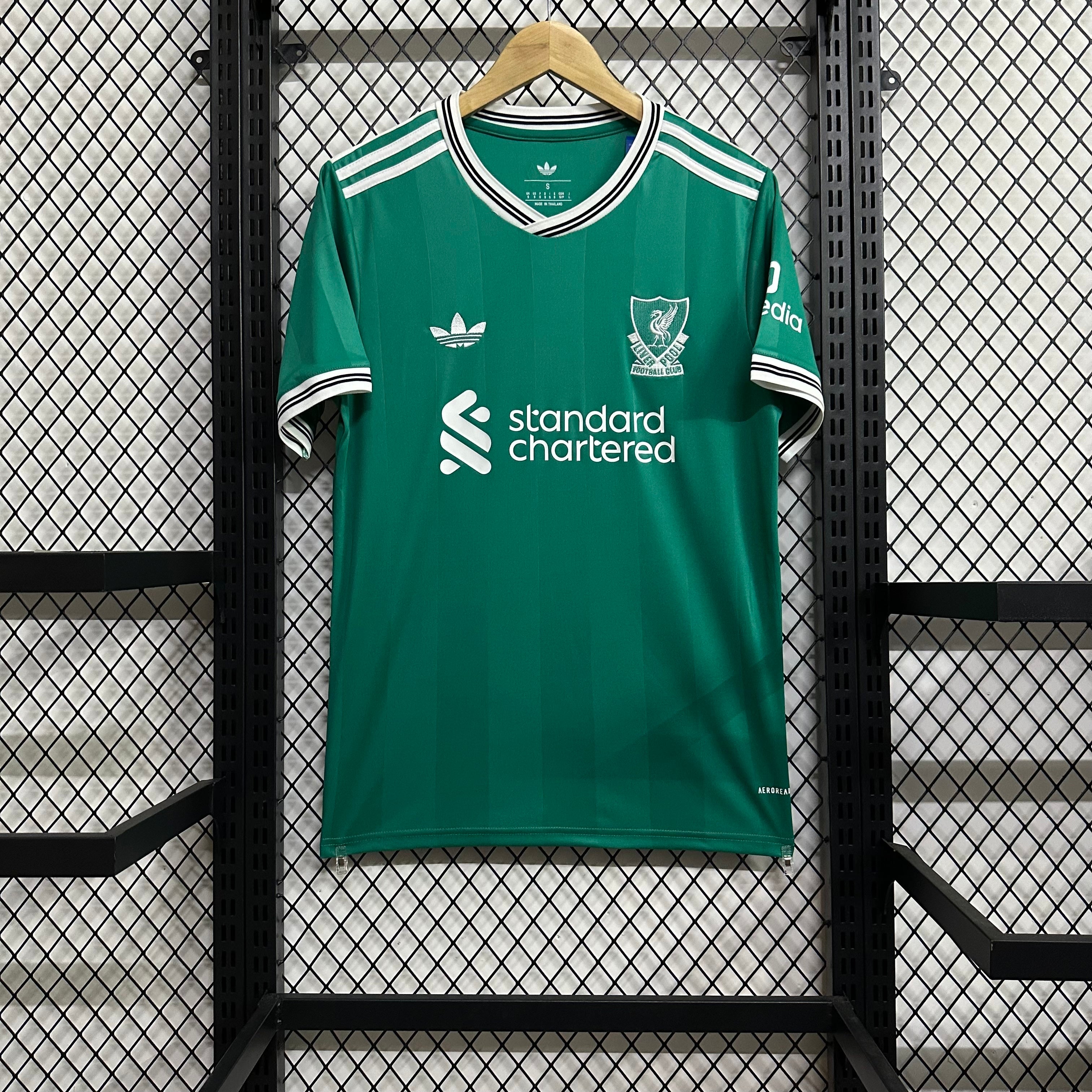 Liverpool sea green2025/2026 Third Football Shirt