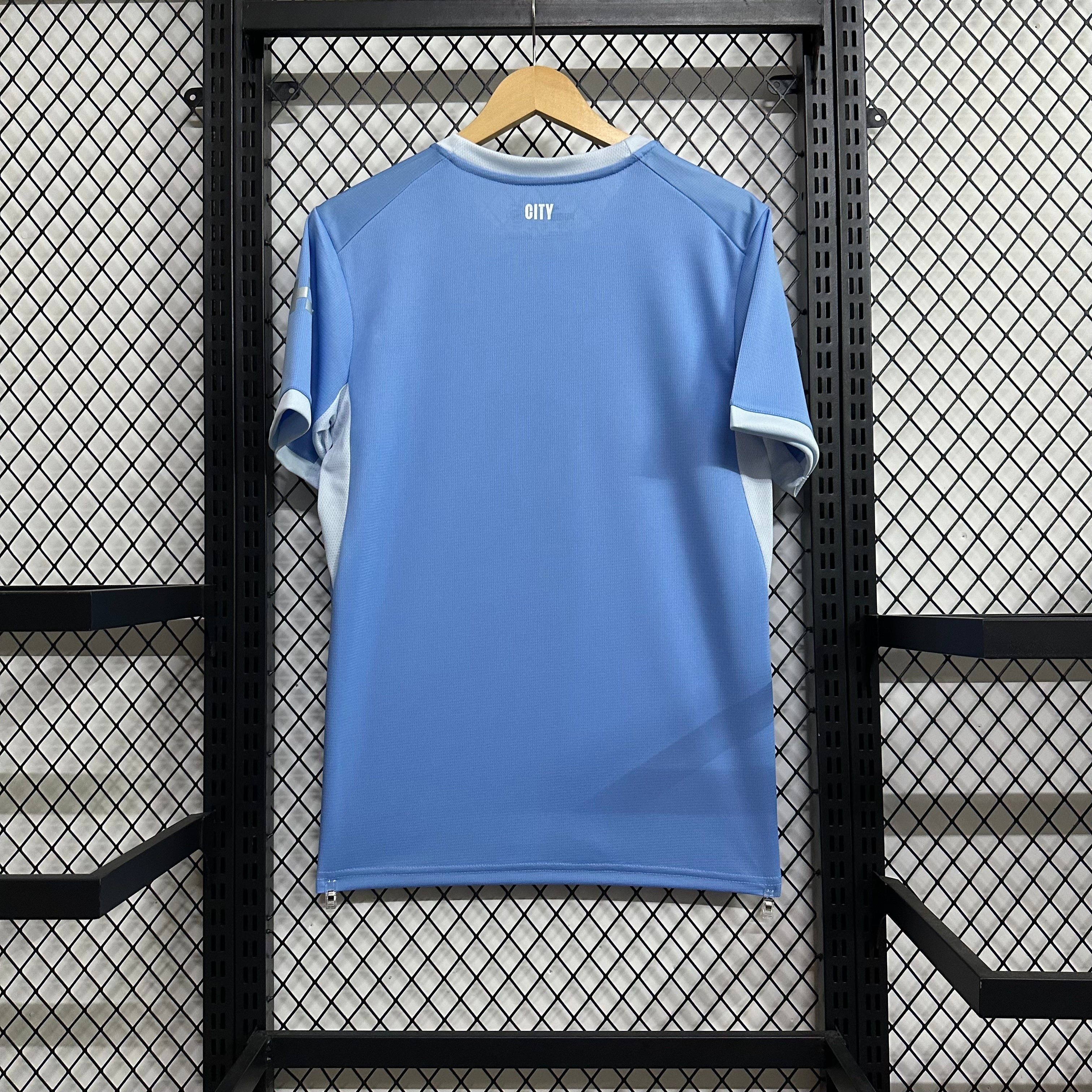 Manchester City 2025/2026 Home Football Shirt