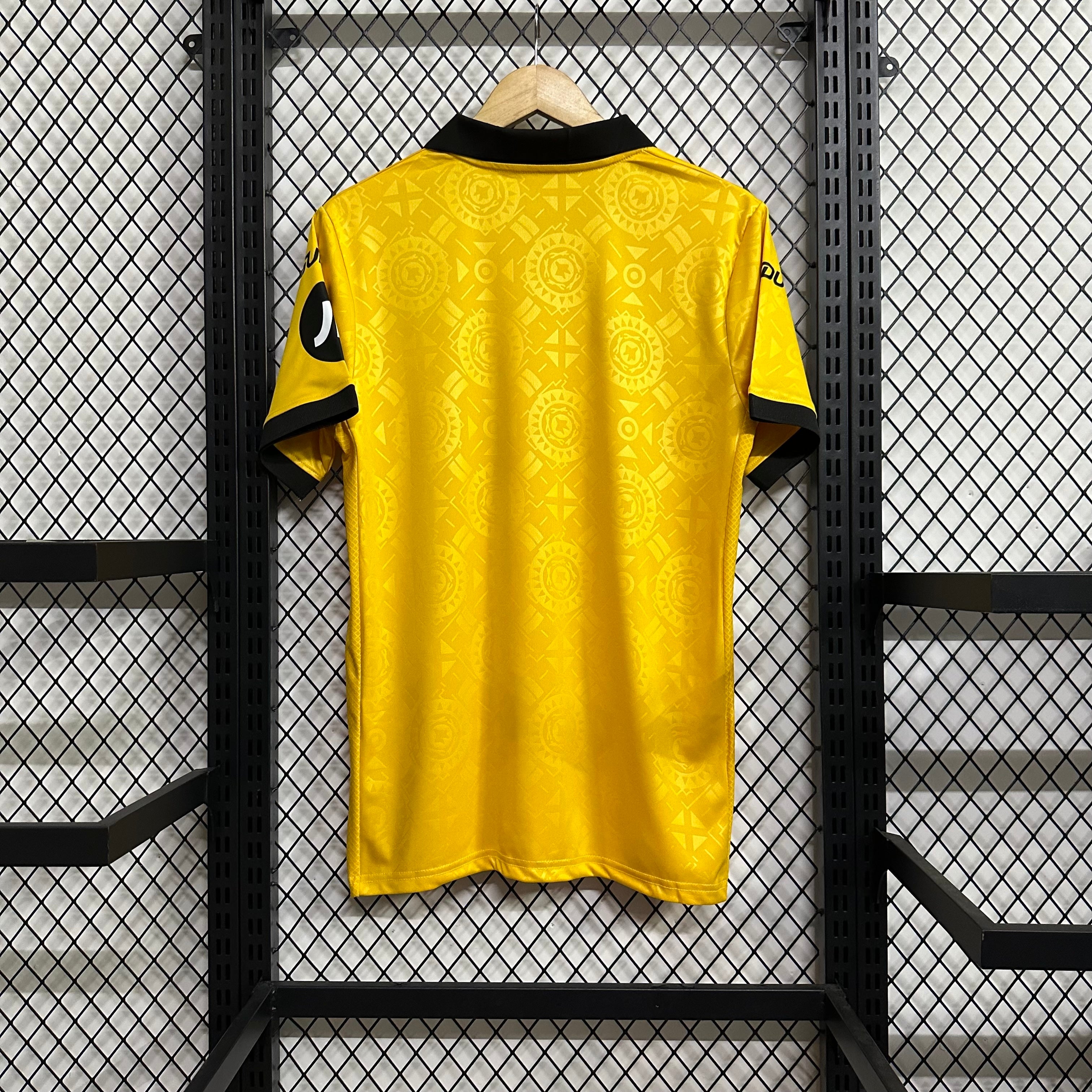 Wolverhampton Wanderers 2025/2026 Home Football Jersey