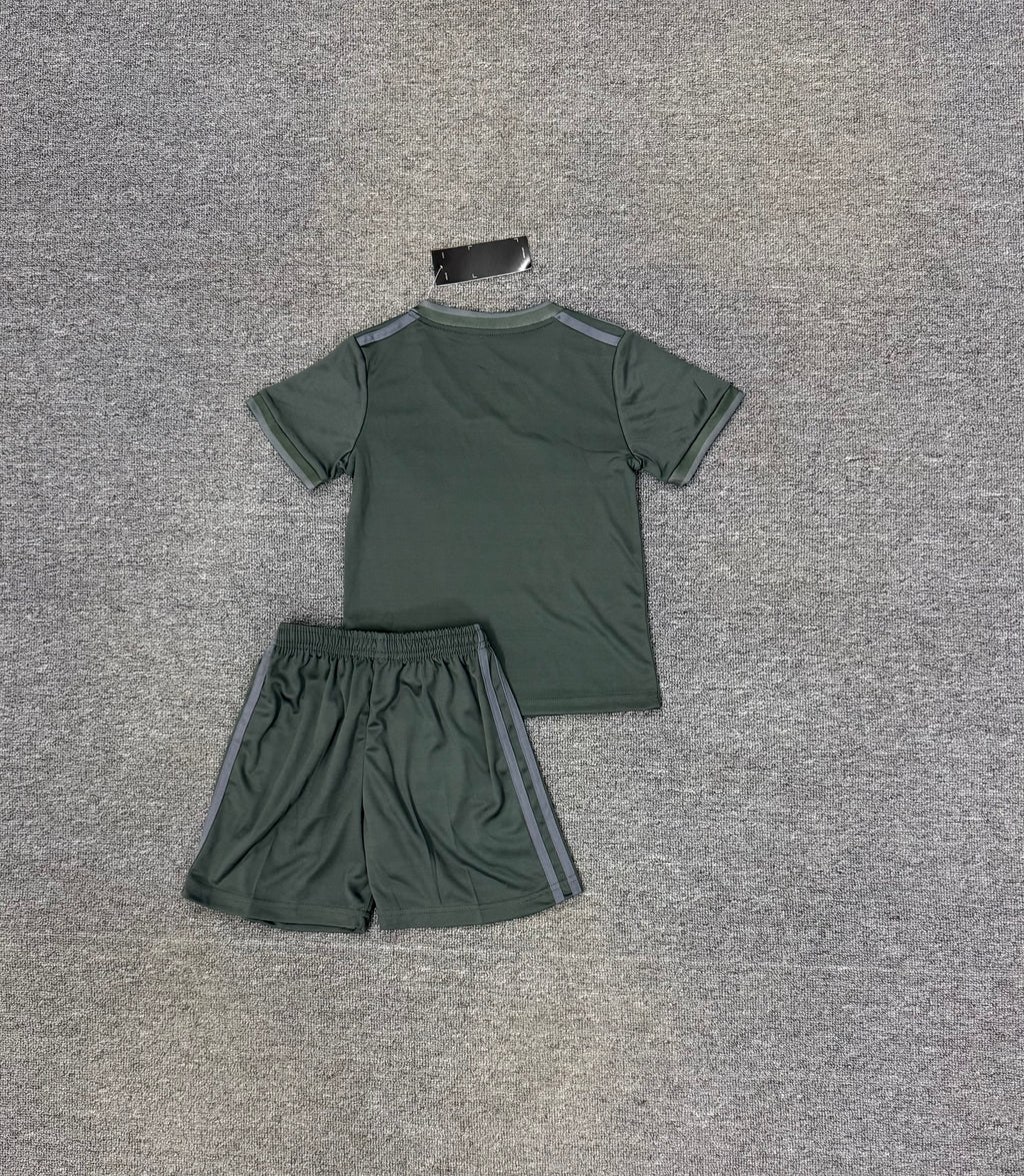 Real Madrid 2018/2019 Away Kids Full Kit