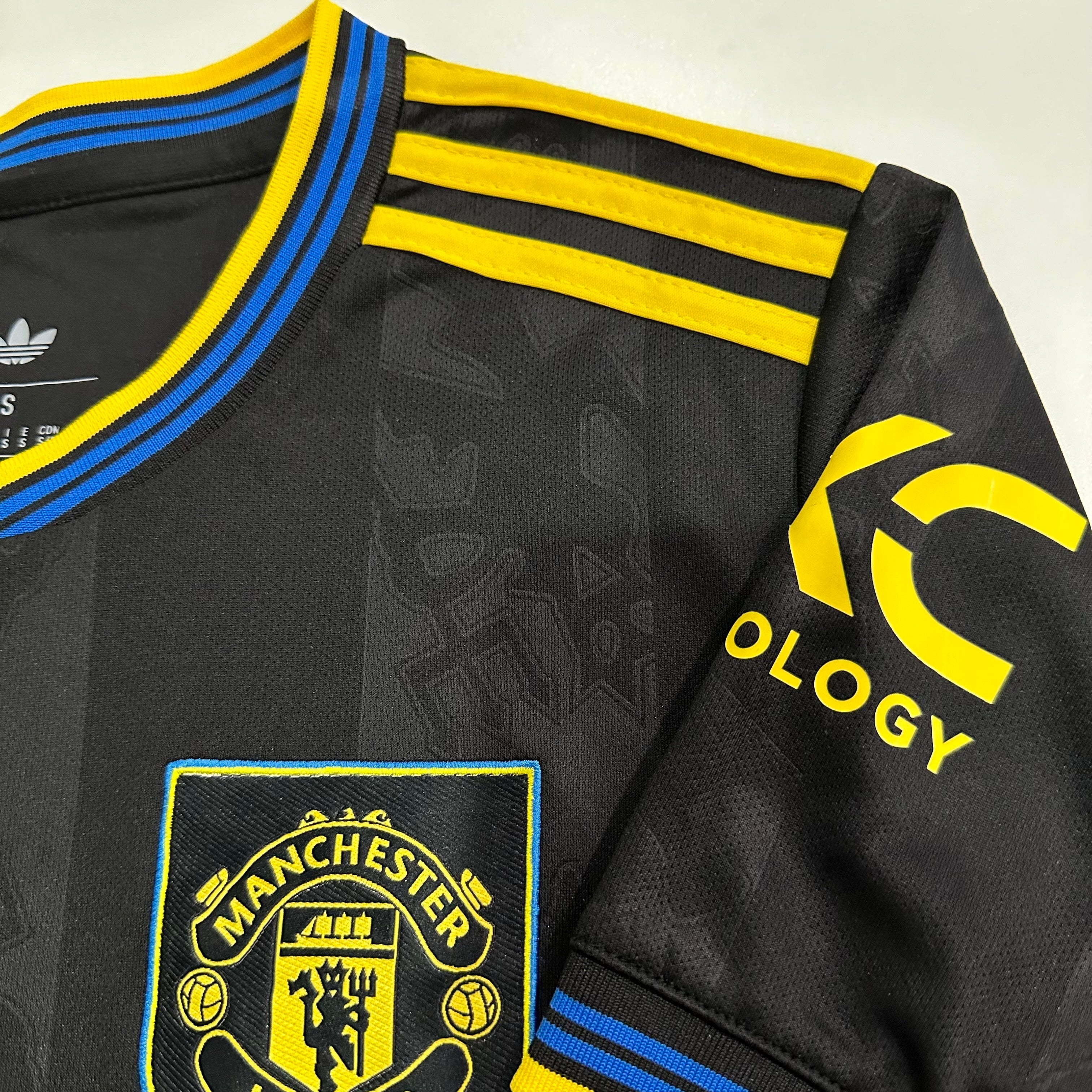 Manchester United 2025/2026 Home Football Jersey