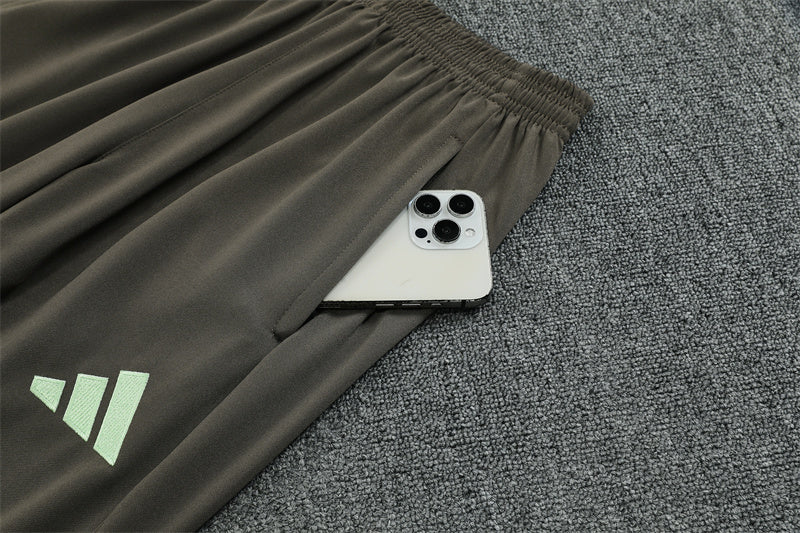 Adidas Real Madrid 2025/26 Tracksuit training kit