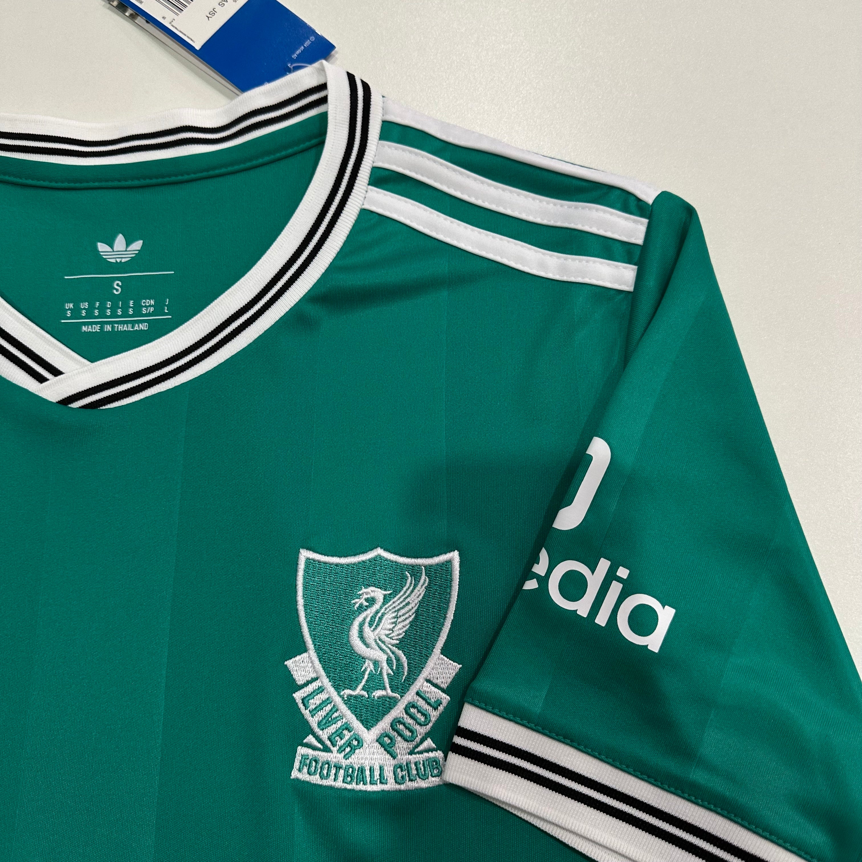 Liverpool sea green2025/2026 Third Football Shirt
