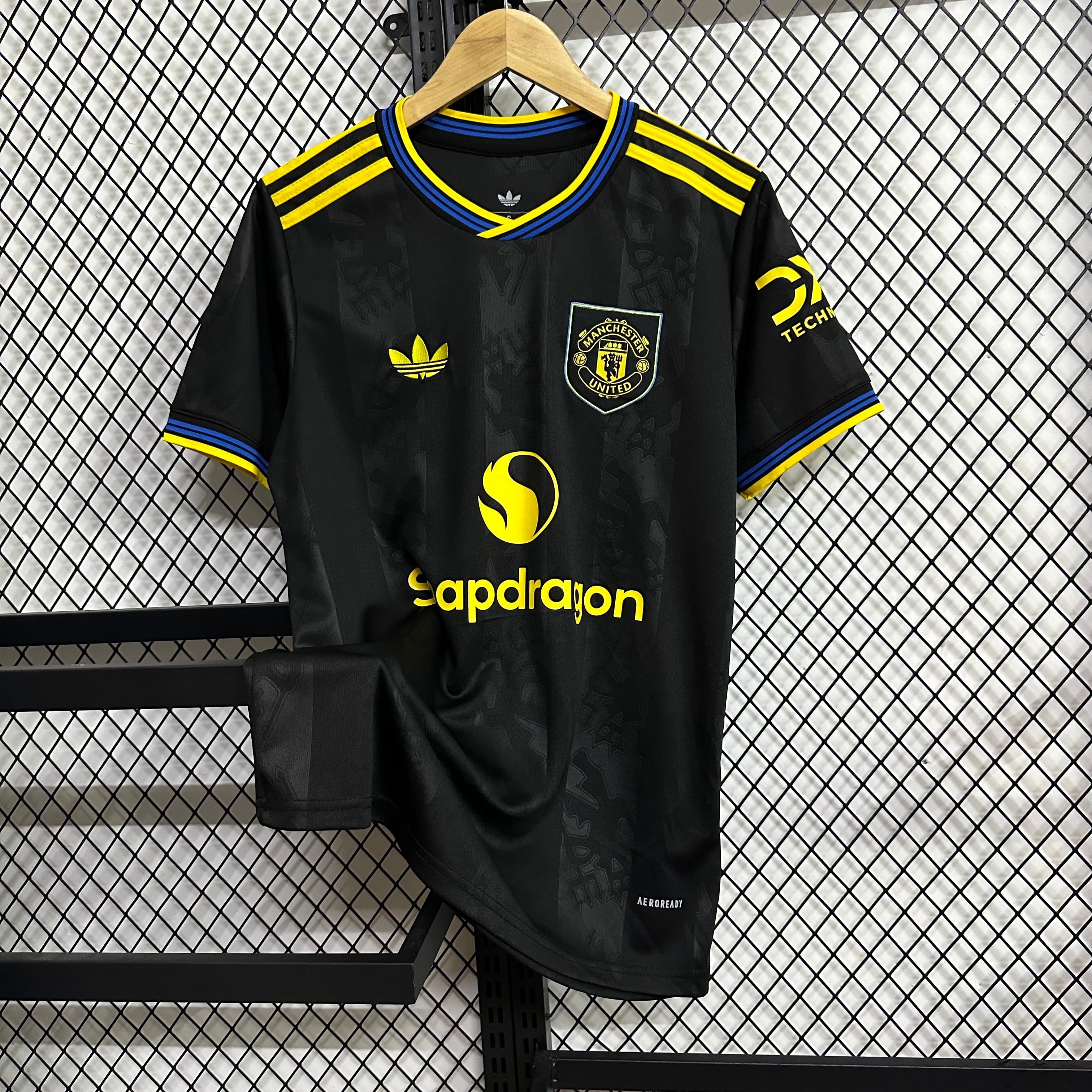 Manchester United 2025/2026 Home Football Jersey