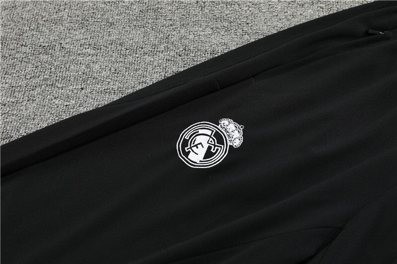 Real Madrid black training tracksuit 24/25
