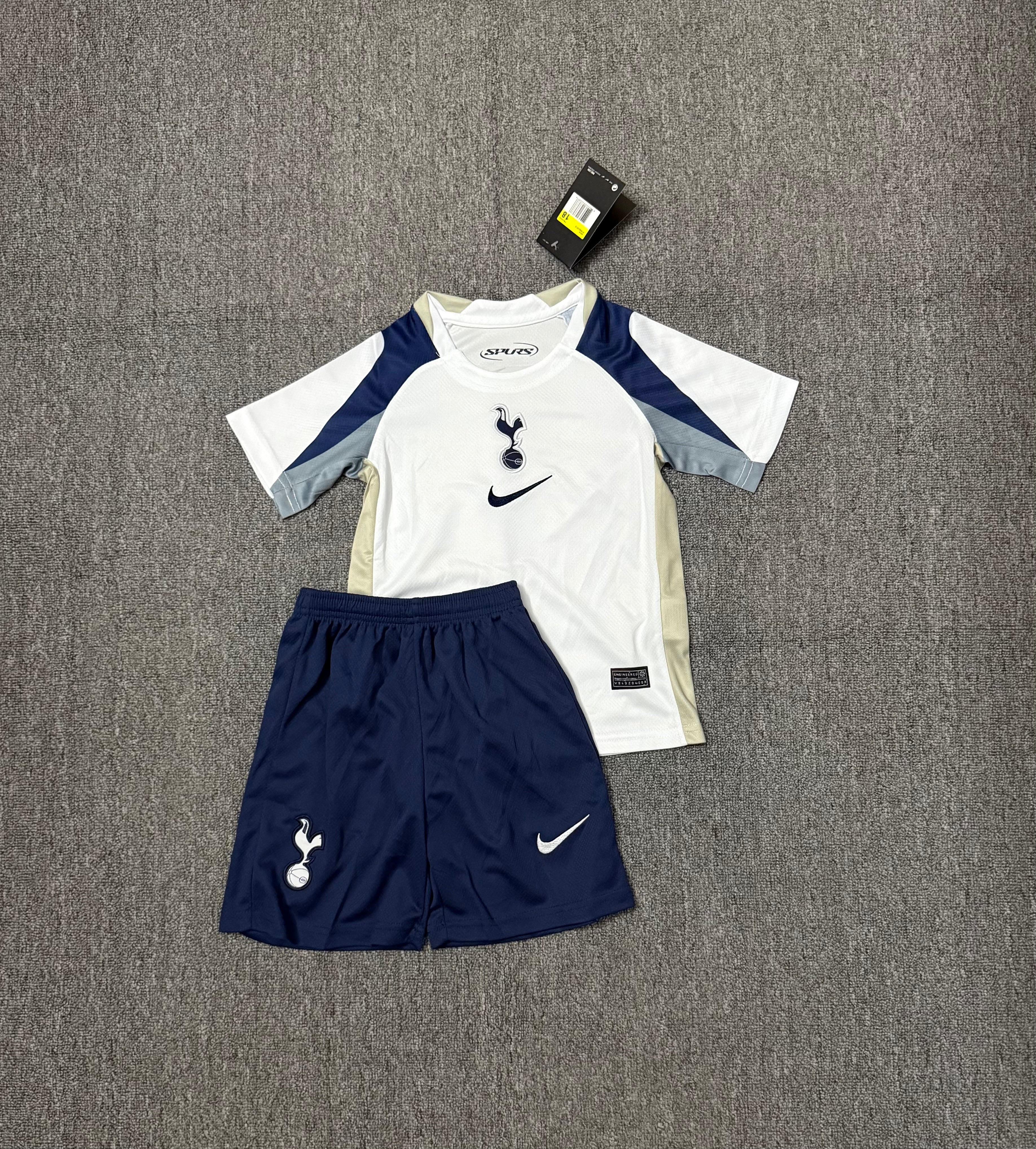 Tottenham Training Kids Full Football Kit